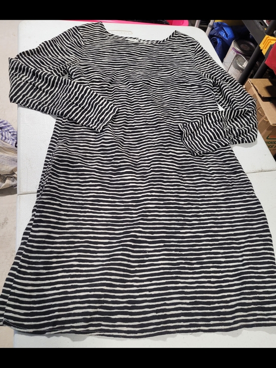 GAP Dresses & Skirts - GAP Black and White Striped Long Sleeve Mini Dress